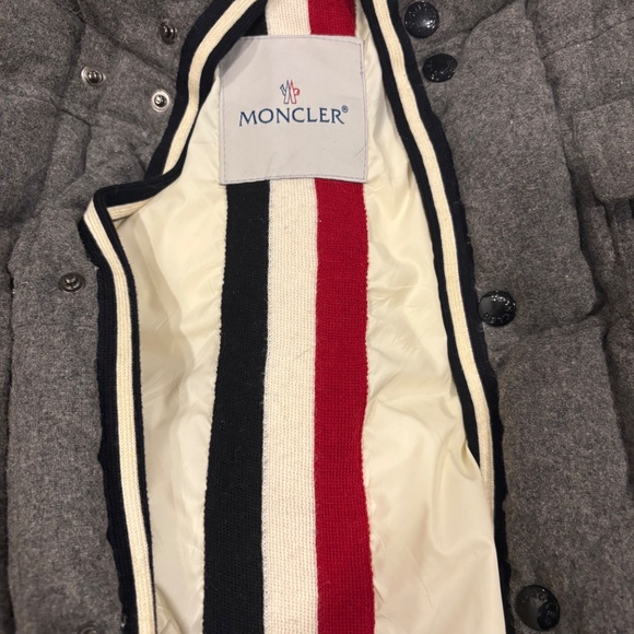 OG Moncler Unisex Jacket - Picture 4 of 9